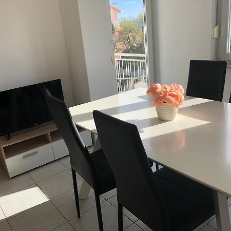 Apartments Tepavac Novi Vinodolski Buitenkant foto