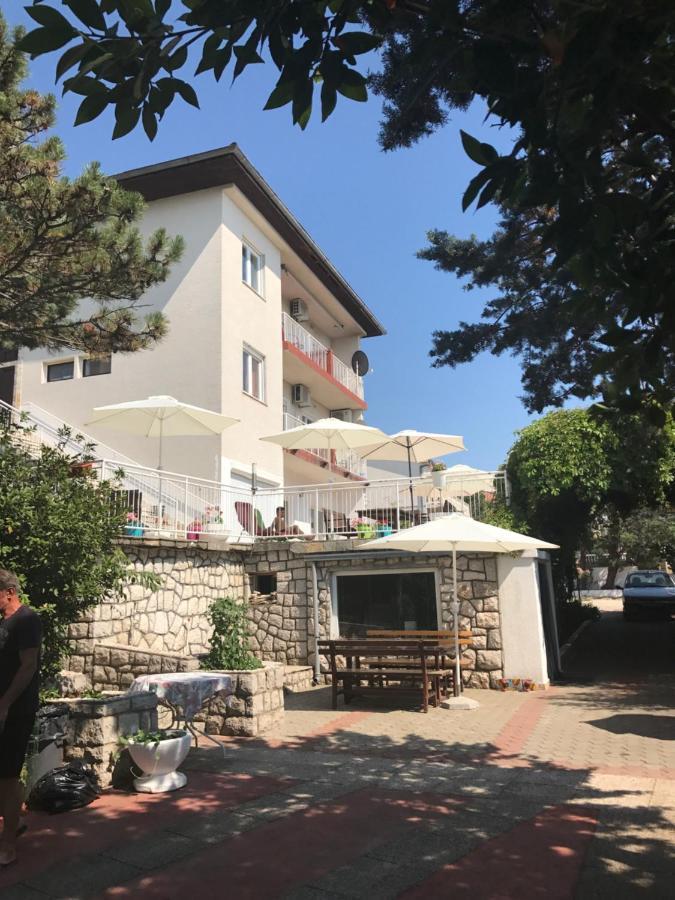 Apartments Tepavac Novi Vinodolski Buitenkant foto