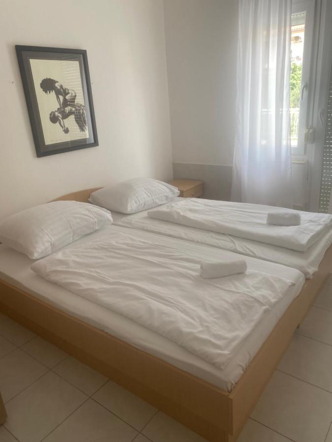 Apartments Tepavac Novi Vinodolski Buitenkant foto